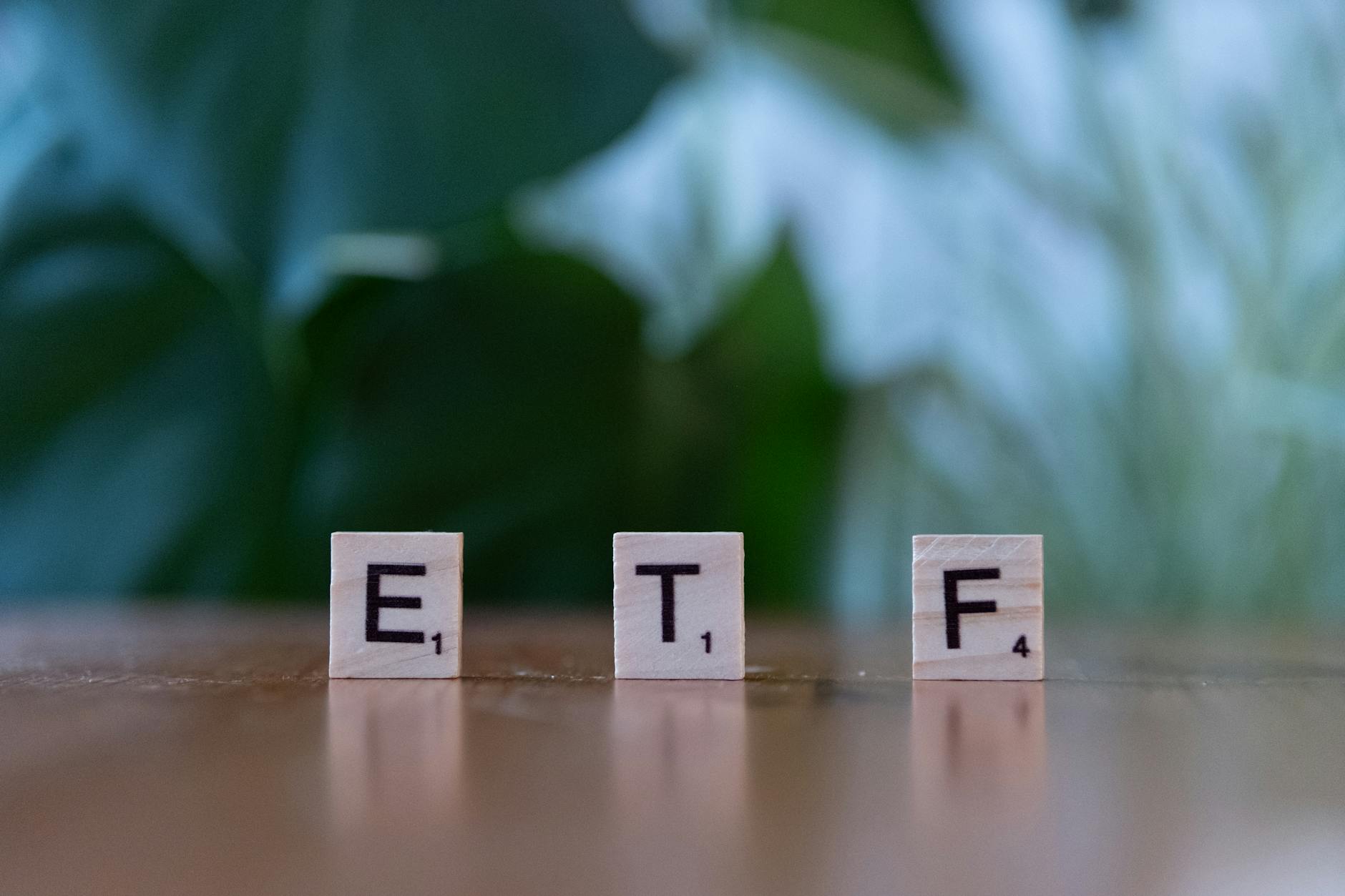 contrarian beleggen — Foto: Markus Winkler (Pexels)